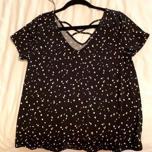 Black & white tshirt blouse